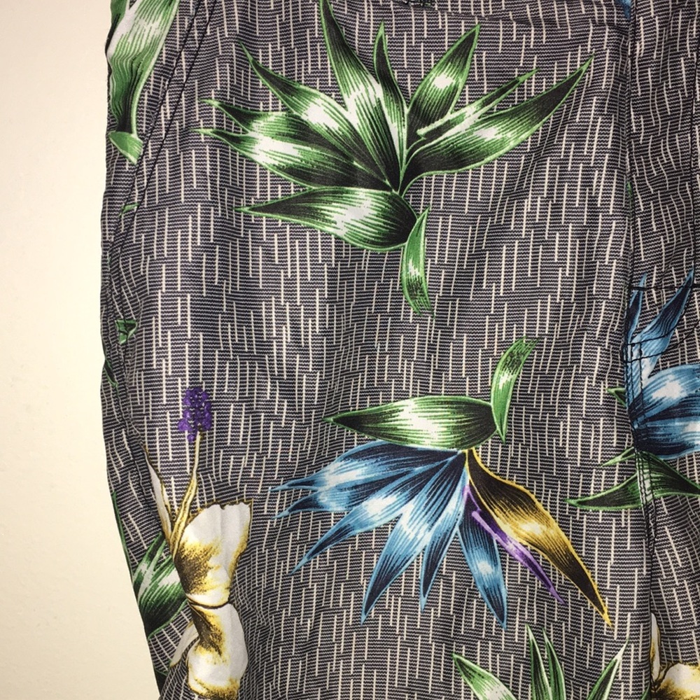 Valor Swimming Shorts - Picture 2 of 4